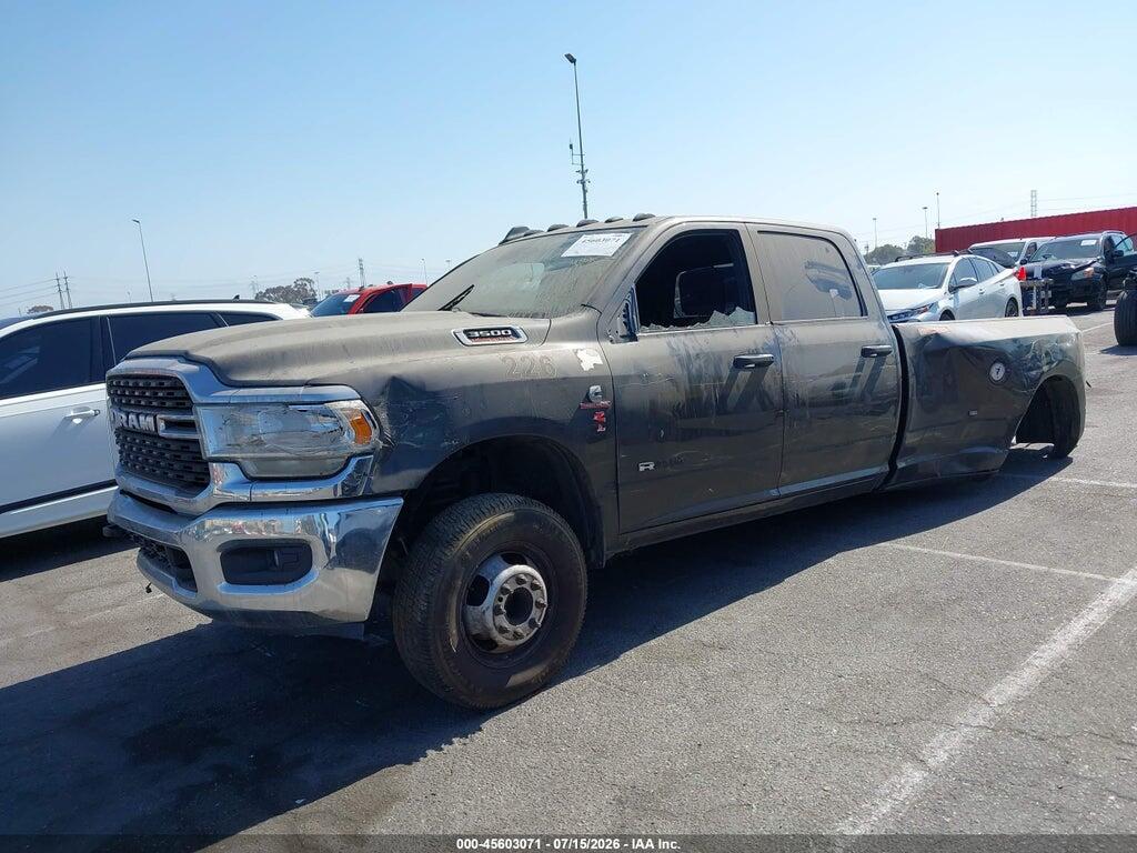 3C63RRHL4PG542205 2023 RAM 3500 photo no. 2