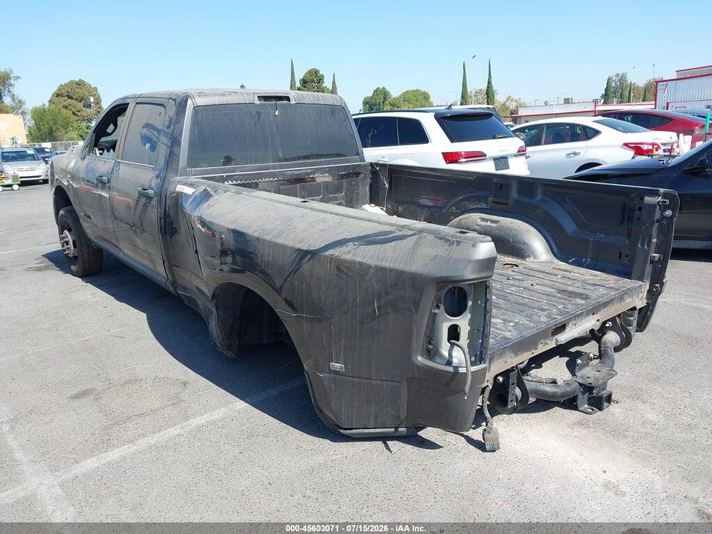 3C63RRHL4PG542205 2023 RAM 3500 photo no. 3