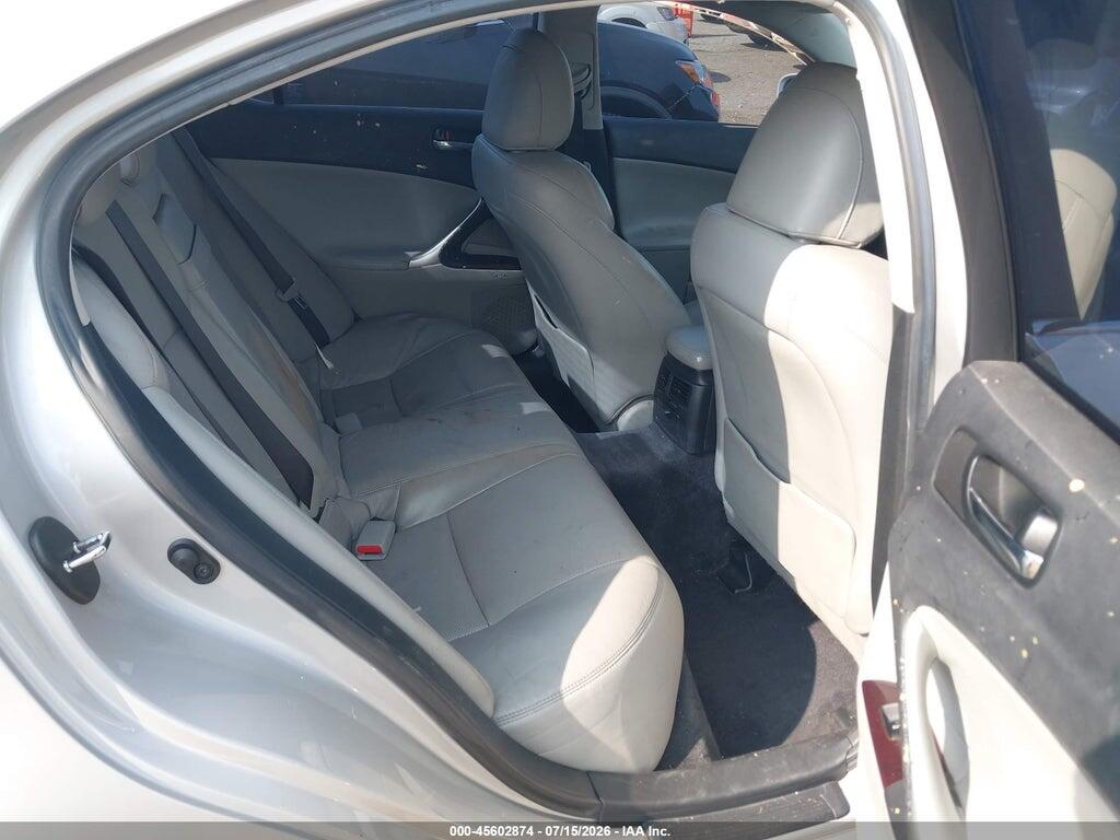JTHCK262775012735 2007 LEXUS IS 250 photo no. 8