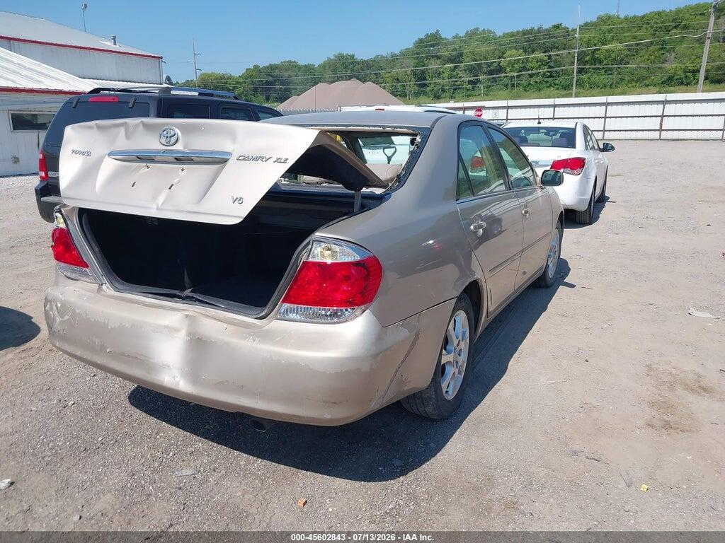 4T1BF30K55U100925 2005 TOYOTA CAMRY photo no. 4