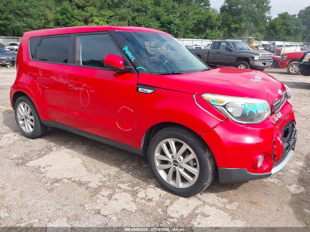 KNDJP3A5XJ7587697 2018 KIA SOUL photo no. 1