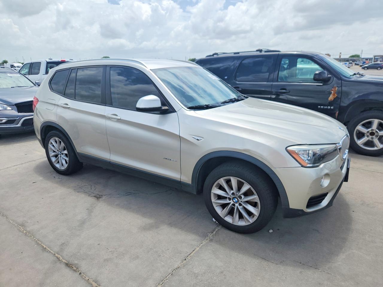 5UXWX9C59H0T12393 2017 BMW X3 photo no. 4