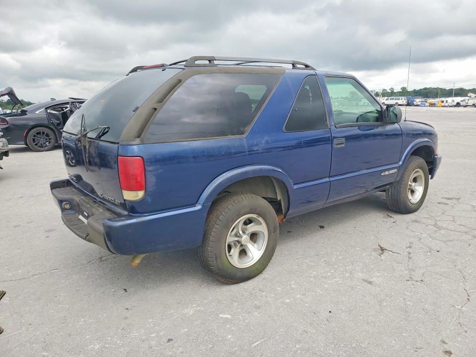 1GNCS18W82K143184 2002 CHEVROLET BLAZER photo no. 3