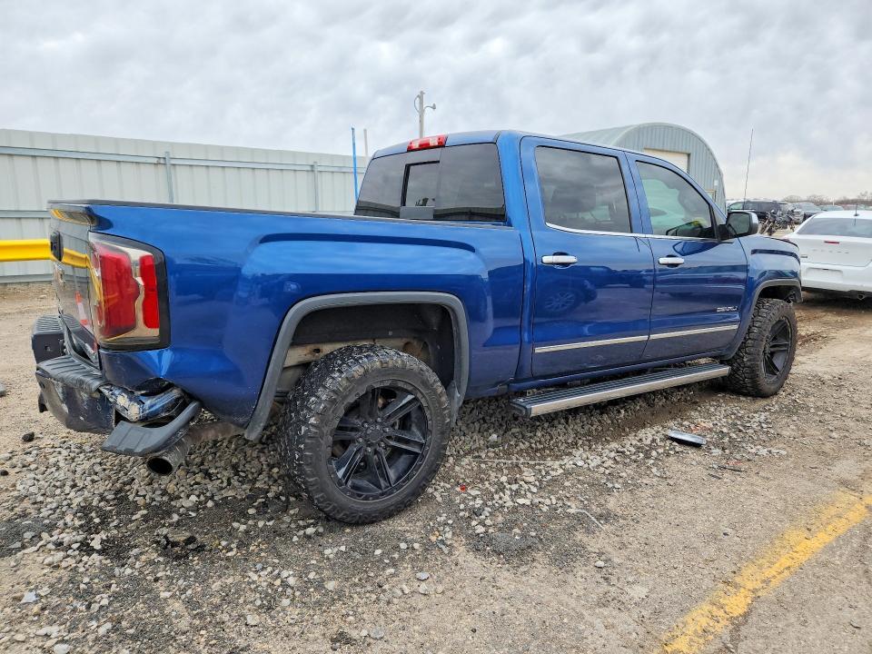 2017 GMC SIERRA K1500 DENALI — Фото 3 из 12