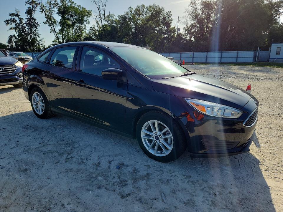 2018 FORD FOCUS SE — Фото 4 из 12