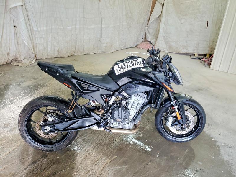 2022 KTM 890 VBKTU9402NM834222
