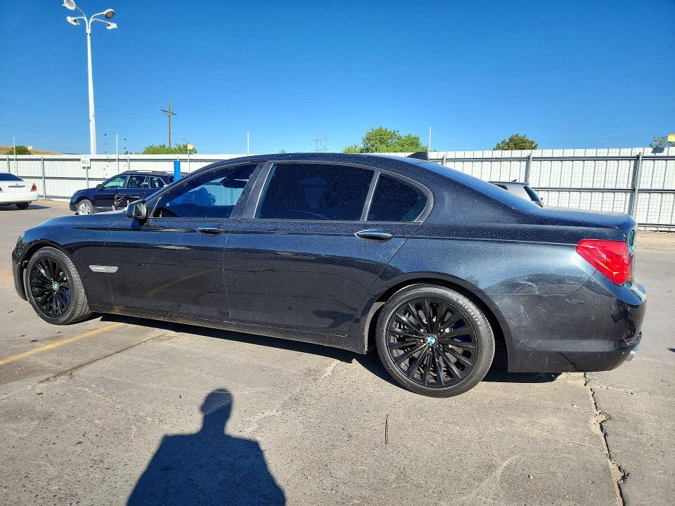 2009 BMW 750 LI — Фото 2 из 12