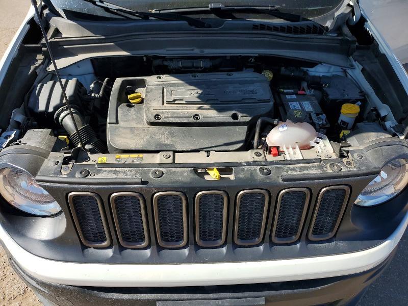 2016 JEEP RENEGADE LATITUDE — Фото 12 из 13