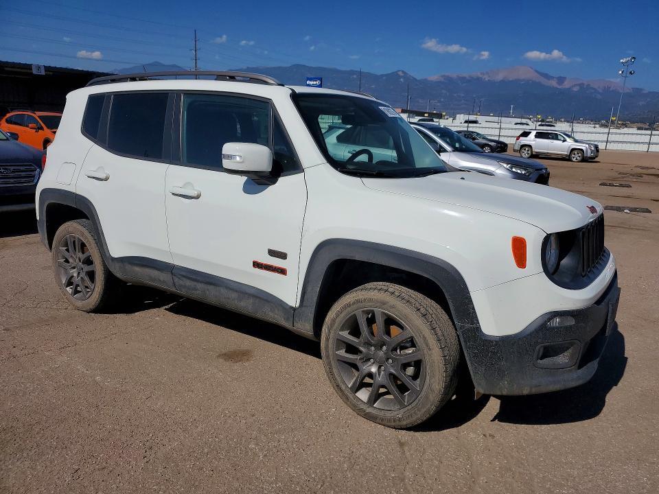 2016 JEEP RENEGADE LATITUDE — Фото 4 из 13