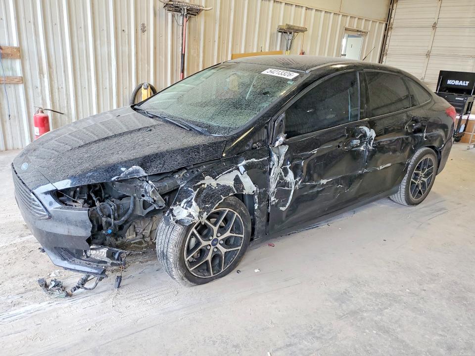 1FADP3FE1JL282513 2018 FORD FOCUS photo no. 1