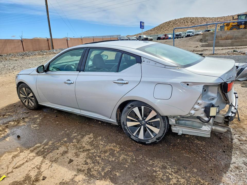 2020 NISSAN ALTIMA SL — Фото 2 из 13