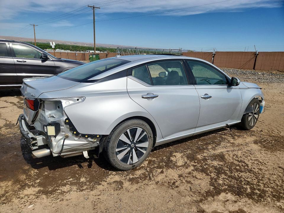 2020 NISSAN ALTIMA SL — Фото 3 из 13