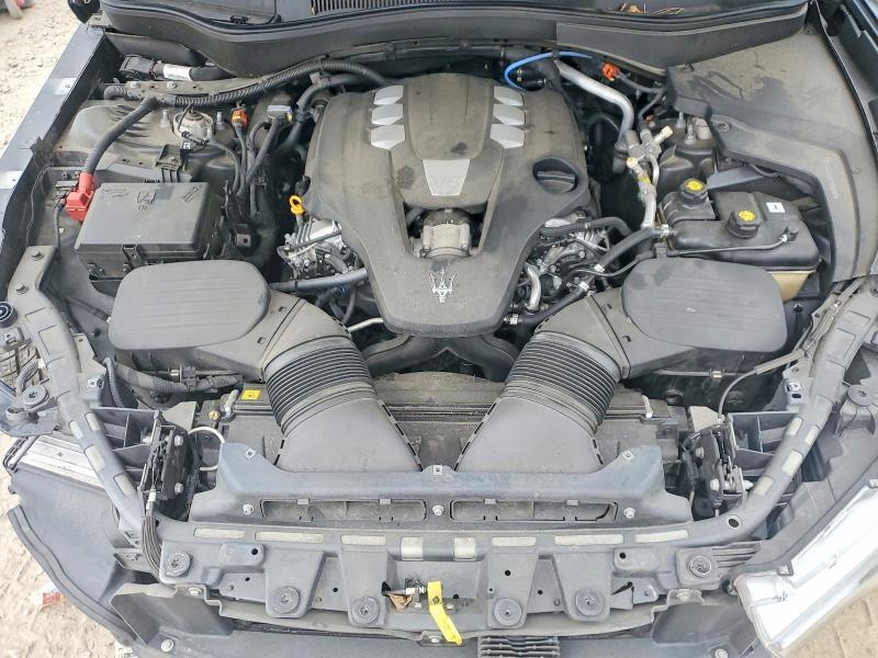 2022 MASERATI LEVANTE BASE — Фото 12 из 14