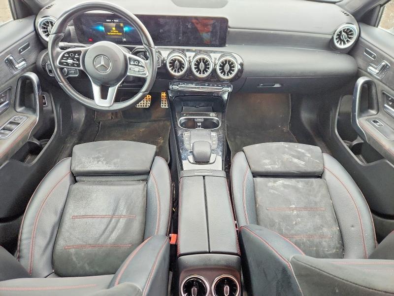 2022 MERCEDES-BENZ A 220 4MATIC — Фото 8 из 13