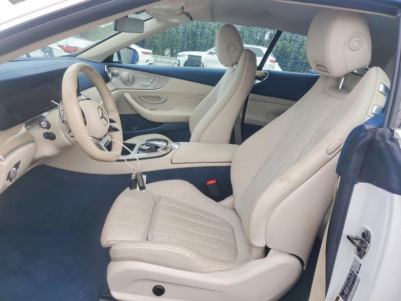 2022 MERCEDES-BENZ E 450 — Фото 7 из 12