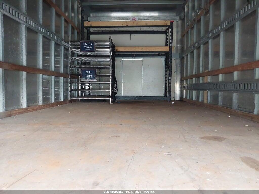 1FDWE3FS7HDC71661 2017 FORD E-350 CUTAWAY photo no. 6