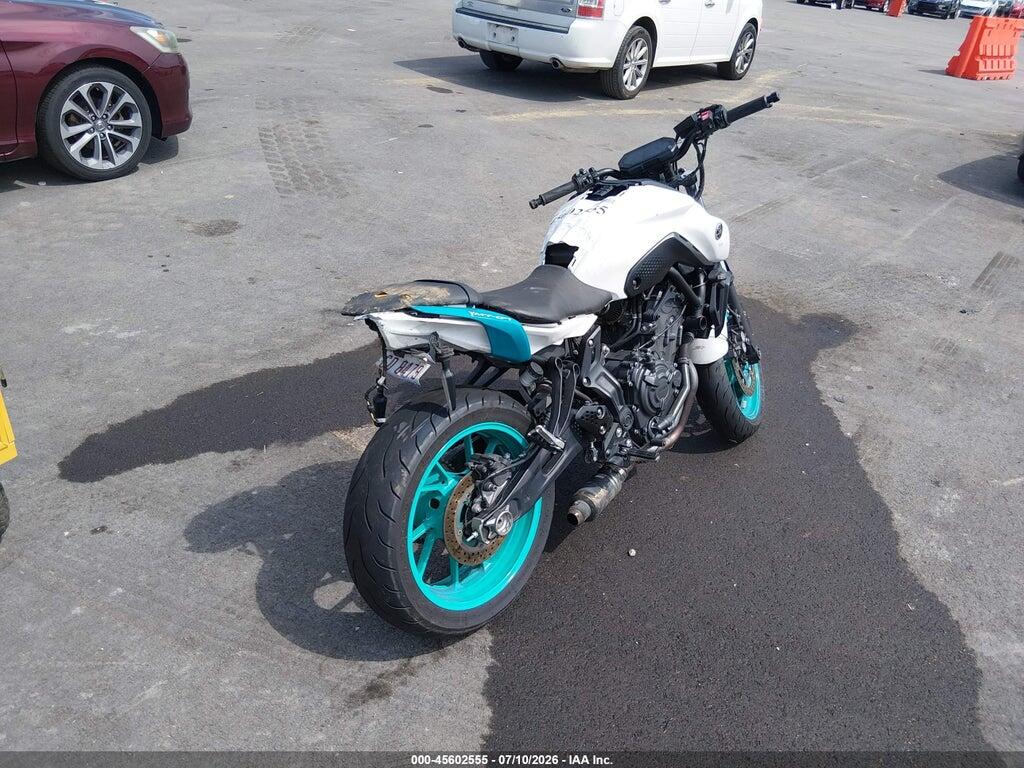 JYARM32E5NA005164 2022 YAMAHA MT07 photo no. 4