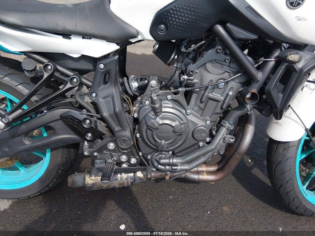 JYARM32E5NA005164 2022 YAMAHA MT07 photo no. 8