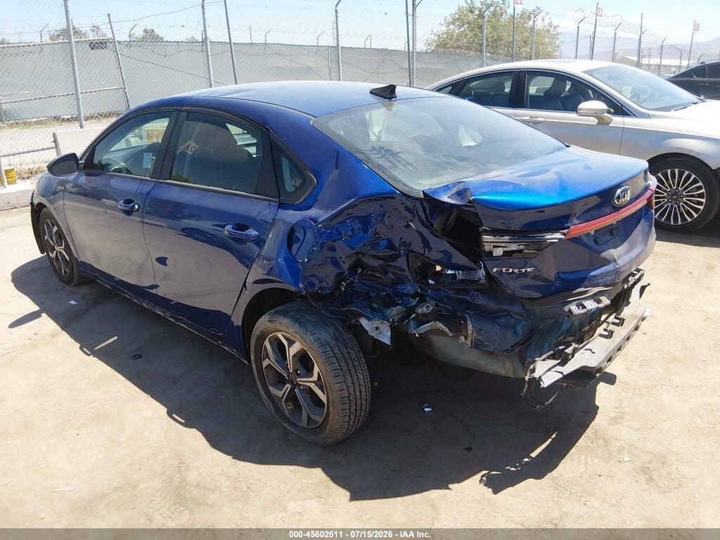3KPF24AD8ME283810 2021 KIA FORTE photo no. 3