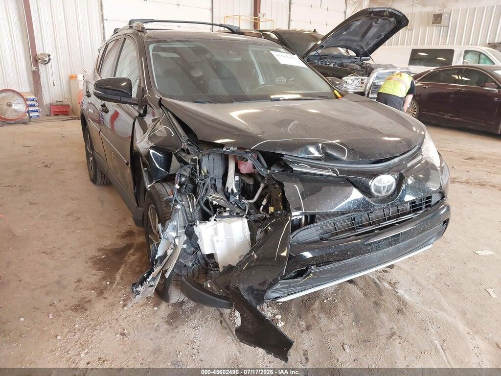 2T3RFREV8JW732159 2018 TOYOTA RAV4 photo no. 6