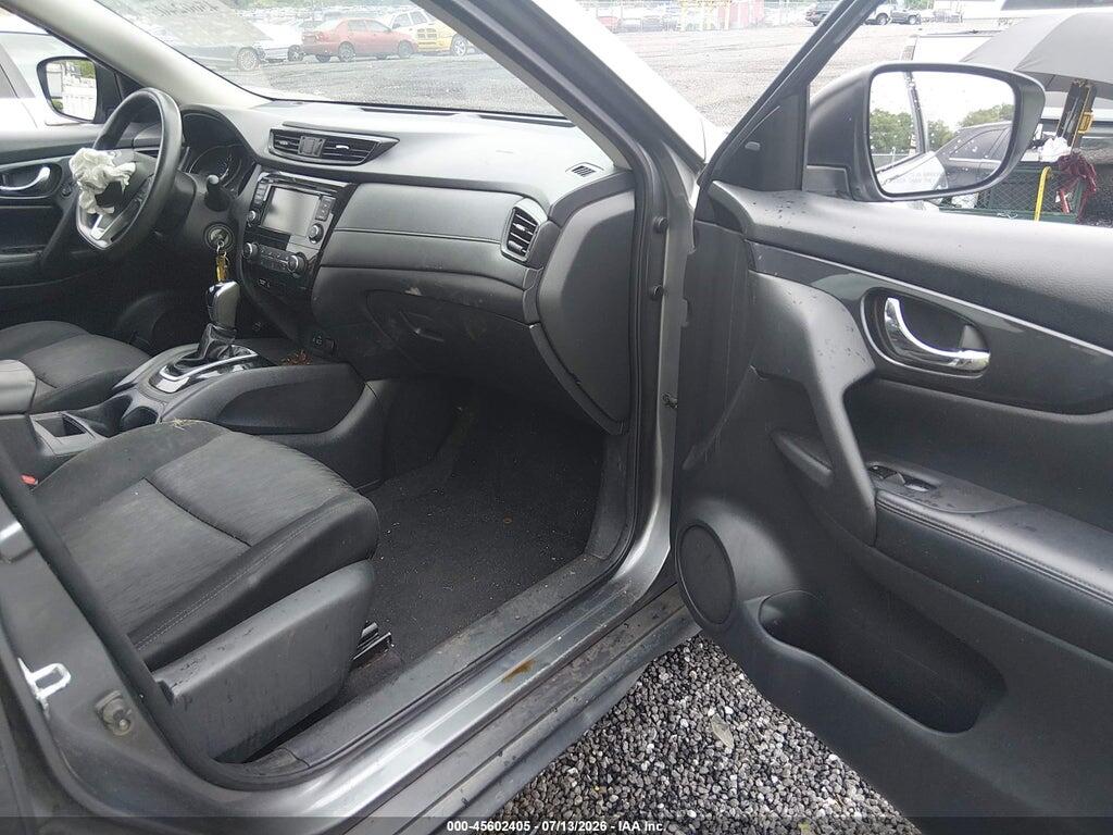 KNMAT2MT6JP530591 2018 NISSAN ROGUE photo no. 5