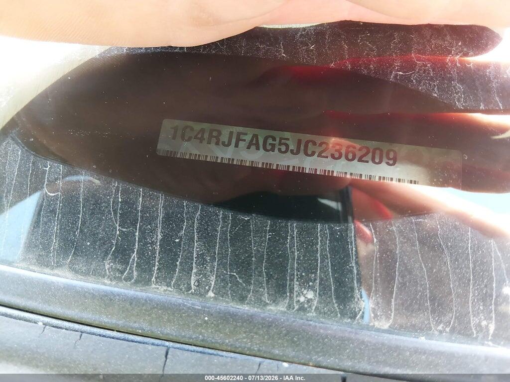 1C4RJFAG5JC236209 2018 JEEP GRAND CHEROKEE photo no. 9