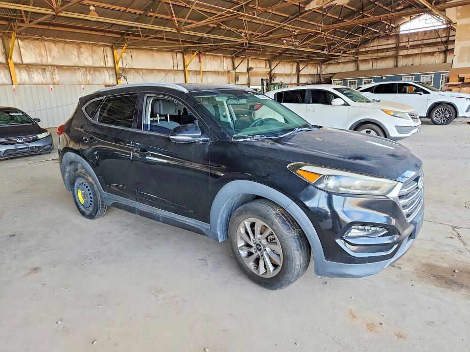 KM8J3CA21GU171481 2016 HYUNDAI TUCSON photo no. 4