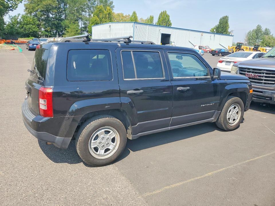 2015 JEEP PATRIOT SPORT — Фото 3 из 12
