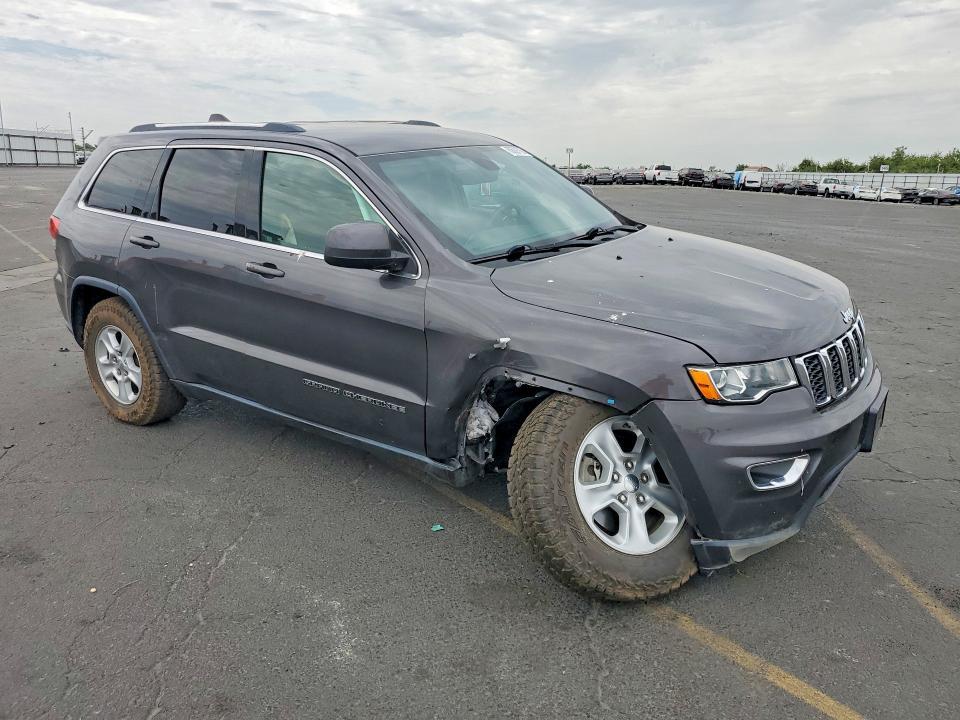 1C4RJFAG8HC772677 2017 JEEP GRAND CHEROKEE photo no. 4