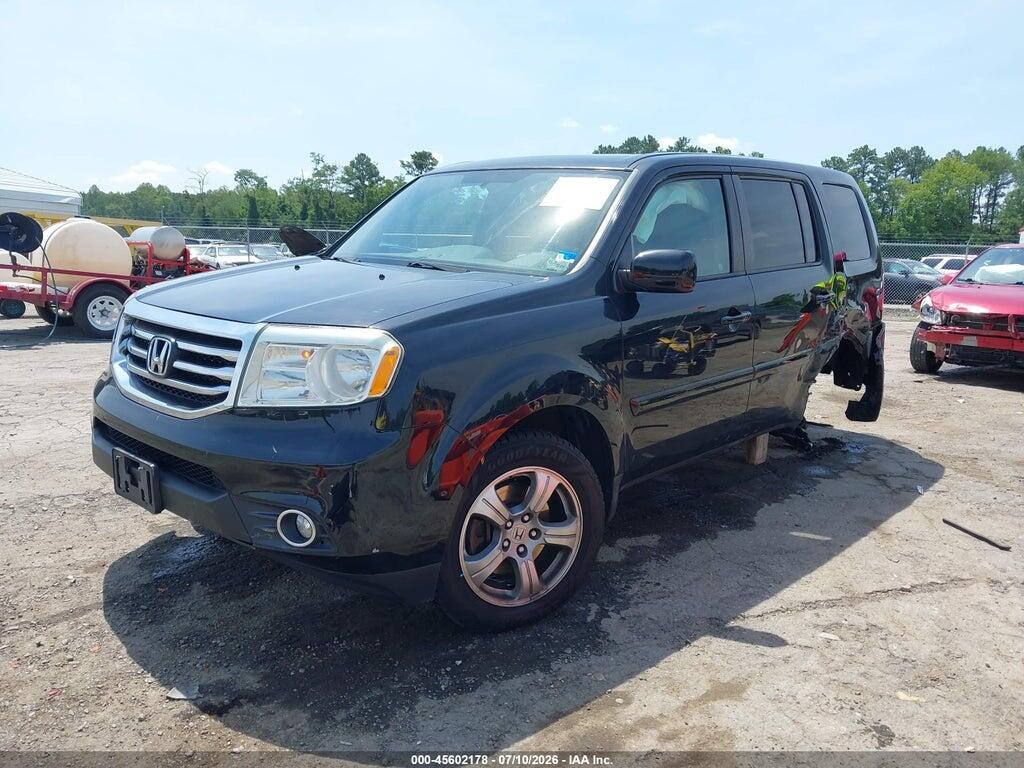 5FNYF4H55FB073030 2015 HONDA PILOT photo no. 2
