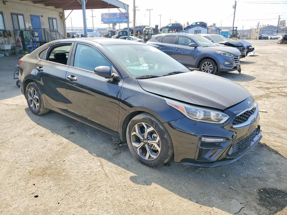 2020 KIA FORTE LXS — Фото 4 из 13