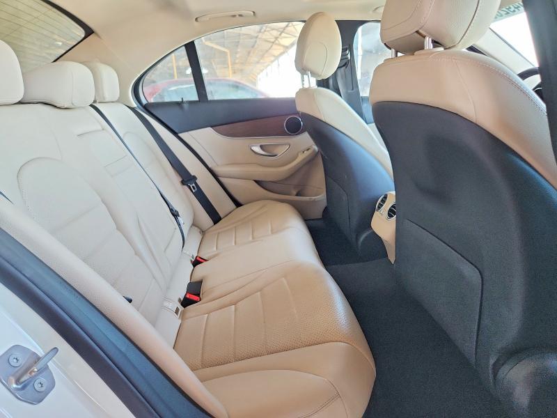 2019 MERCEDES-BENZ C 300 — Фото 10 из 12