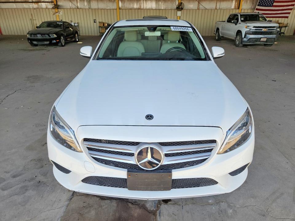 2019 MERCEDES-BENZ C 300 — Фото 5 из 12