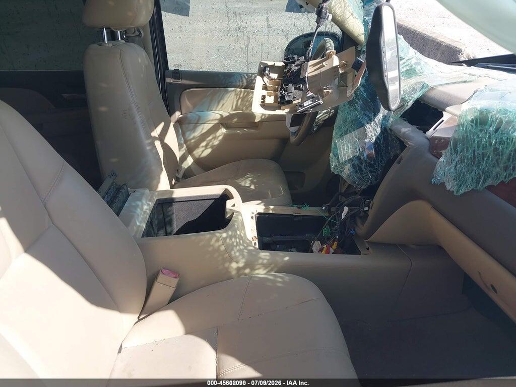 1GNSCBE01BR381450 2011 CHEVROLET TAHOE photo no. 5