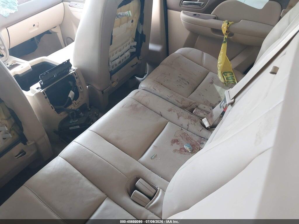 1GNSCBE01BR381450 2011 CHEVROLET TAHOE photo no. 8