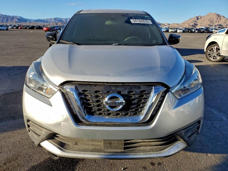 2020 NISSAN KICKS S — Фото 5 из 13
