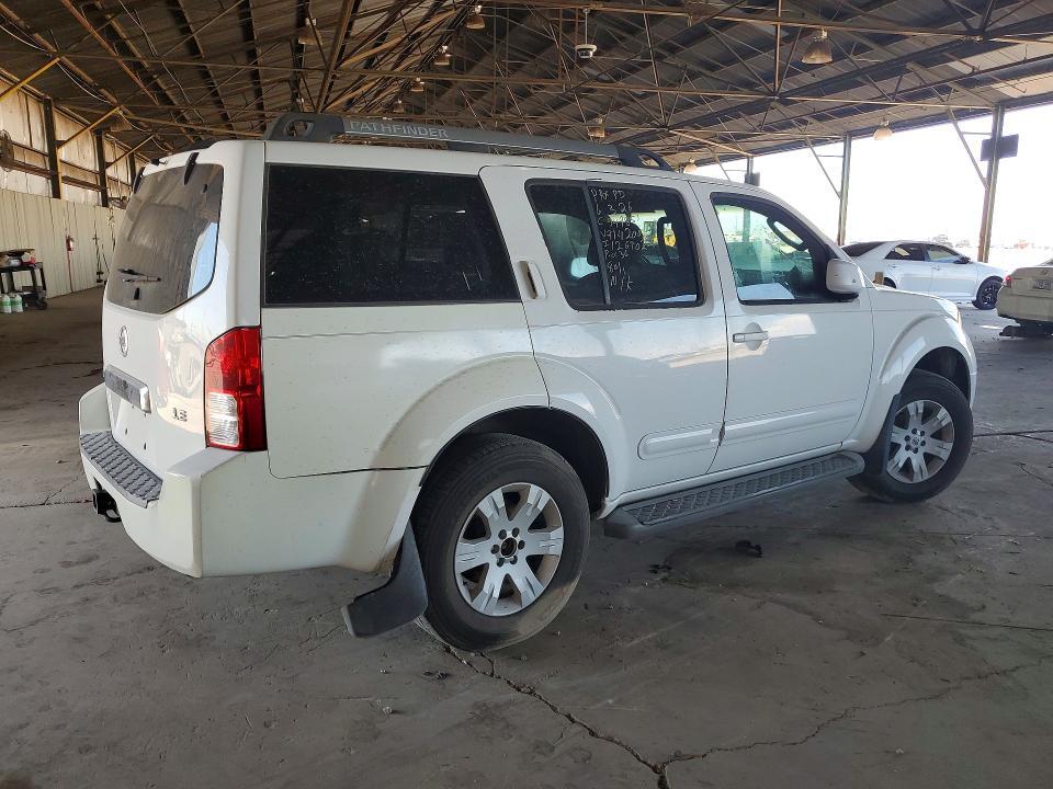 2005 NISSAN PATHFINDER XE — Фото 3 из 13