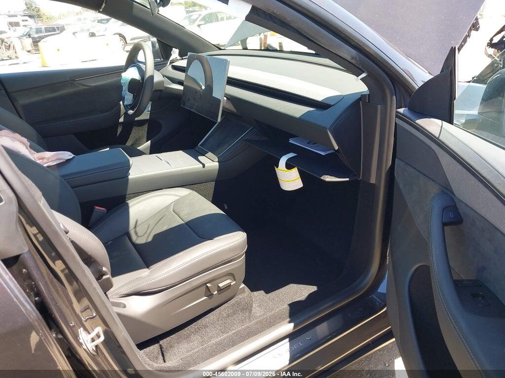 7SAYGDEE3TF658804 2026 TESLA MODEL Y photo no. 5