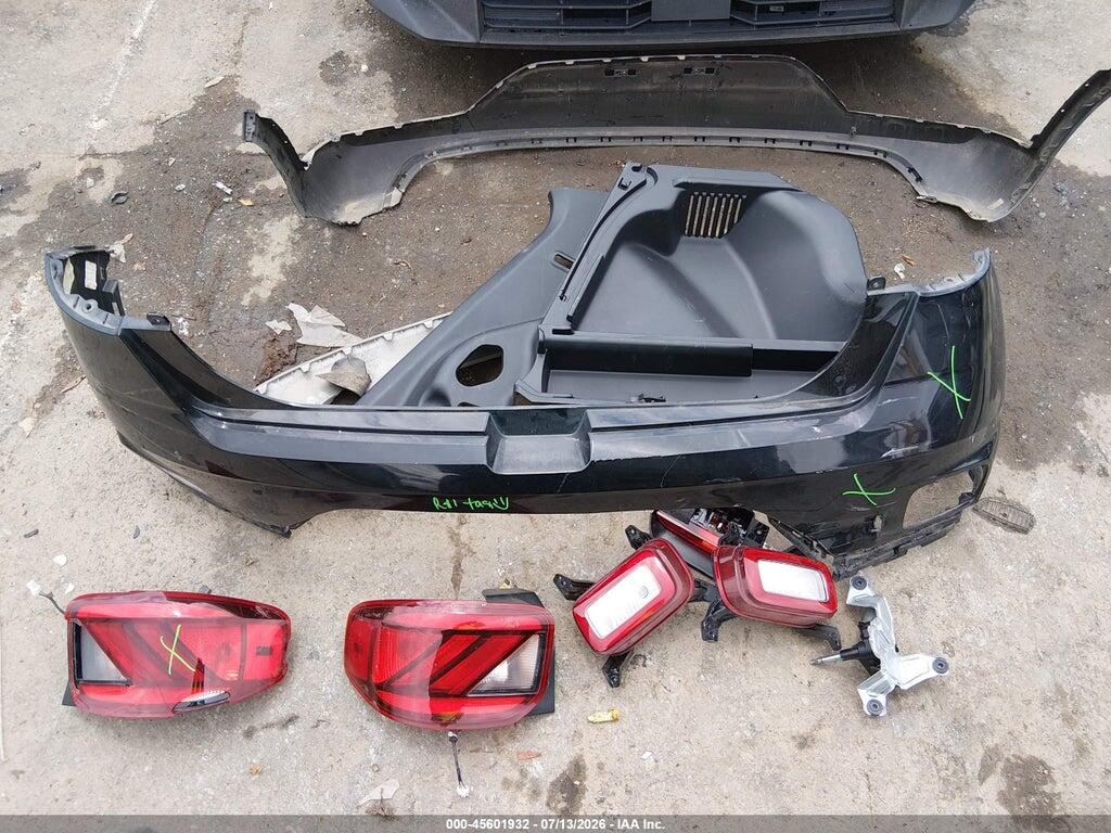 KMHRC8A39RU324815 2024 HYUNDAI VENUE photo no. 12