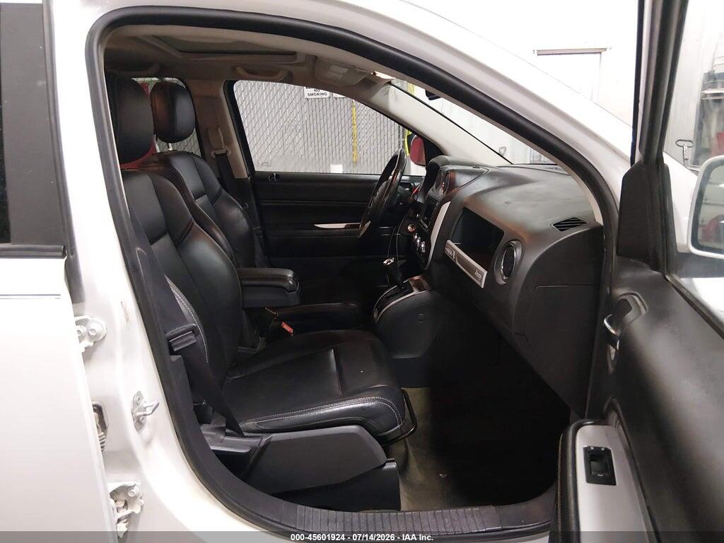 1C4NJCEA2GD760813 2016 JEEP COMPASS photo no. 5