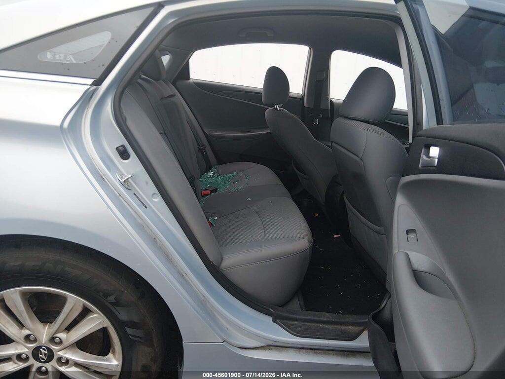 5NPEB4ACXDH747985 2013 HYUNDAI SONATA photo no. 8
