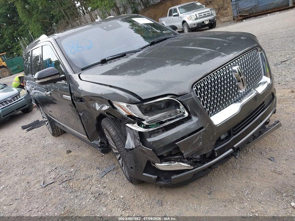 5LMJJ2LT3JEL03046 2018 LINCOLN NAVIGATOR photo no. 1