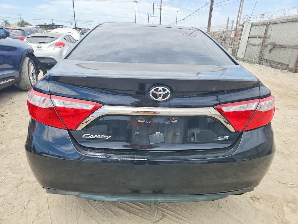 2016 TOYOTA CAMRY SE — Фото 6 из 12