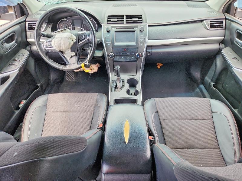 2016 TOYOTA CAMRY SE — Фото 8 из 12