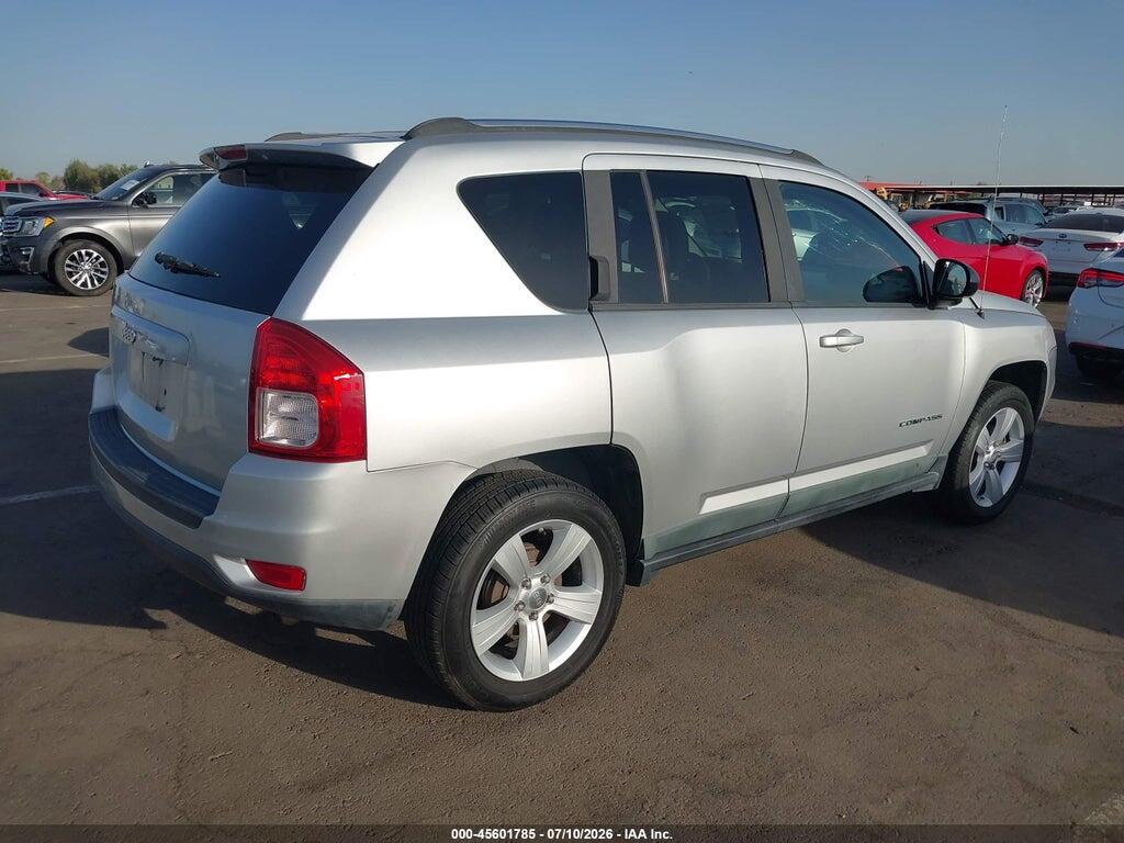 1J4NT1FB2BD248641 2011 JEEP COMPASS photo no. 4