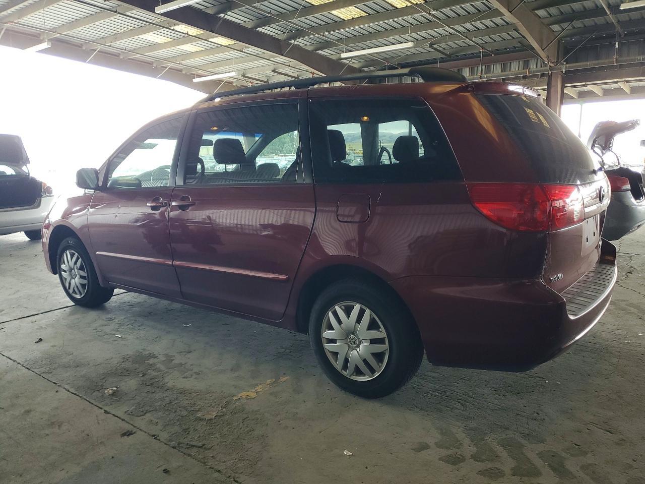 2006 TOYOTA SIENNA LE 7 PASSENGER — Фото 2 из 13