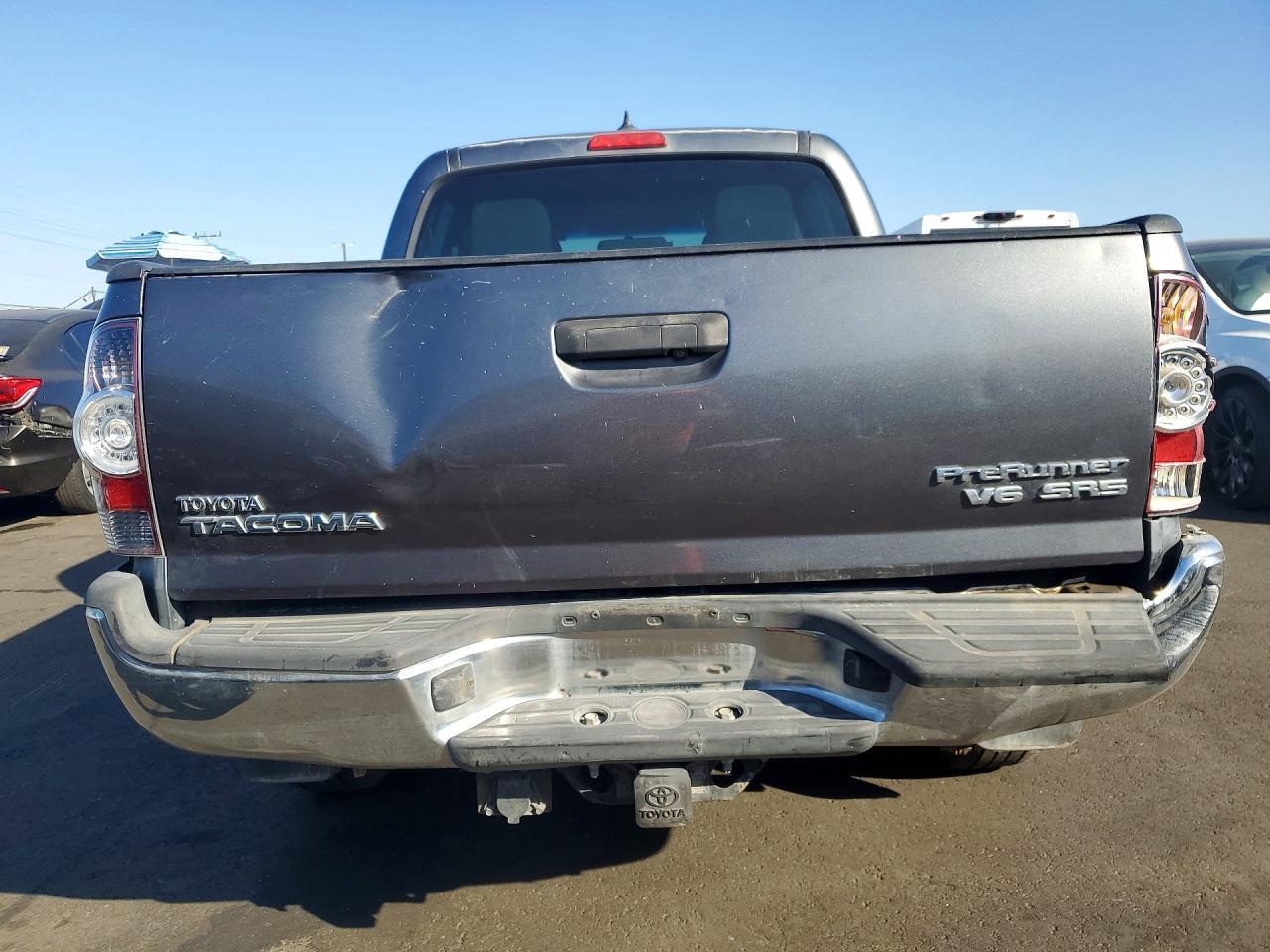 2014 TOYOTA TACOMA DOUBLE CAB PRERUNNER — Фото 6 из 12