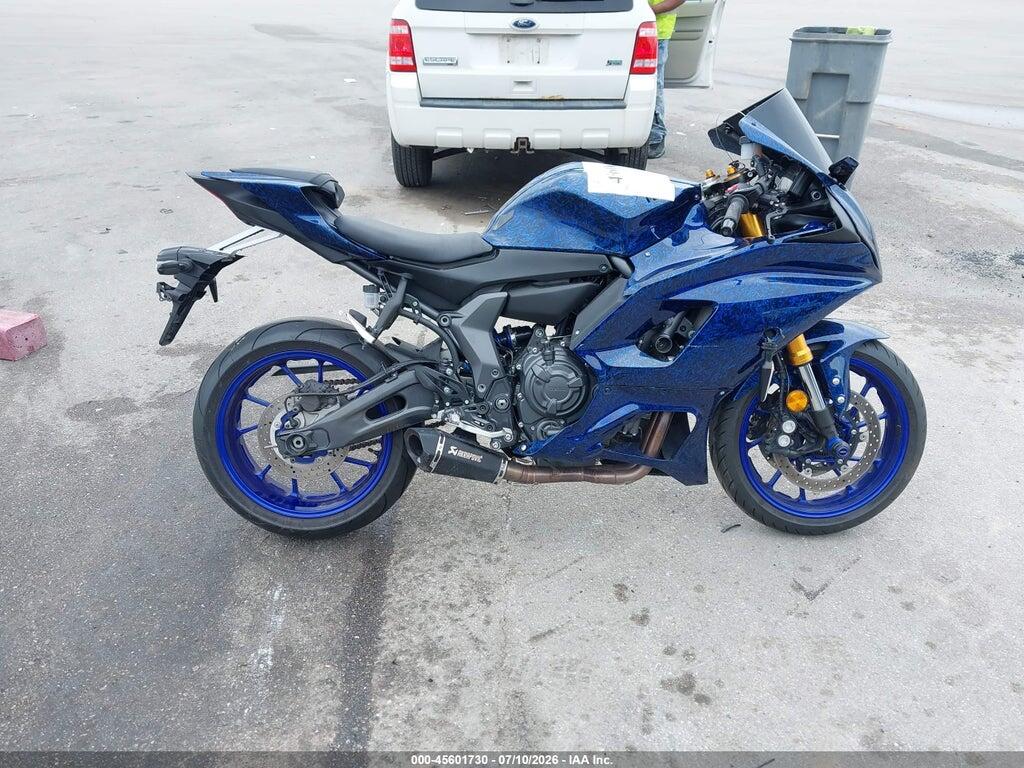 JYARM38E8SA020065 2025 YAMAHA YZFR7 photo no. 12