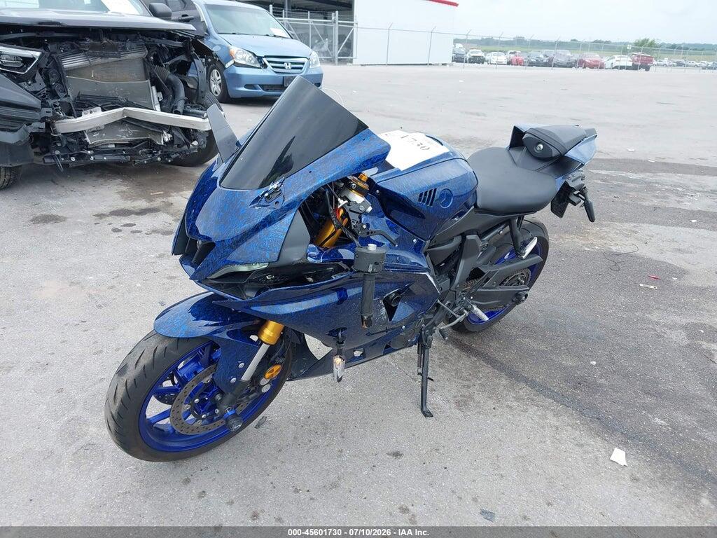 JYARM38E8SA020065 2025 YAMAHA YZFR7 photo no. 2