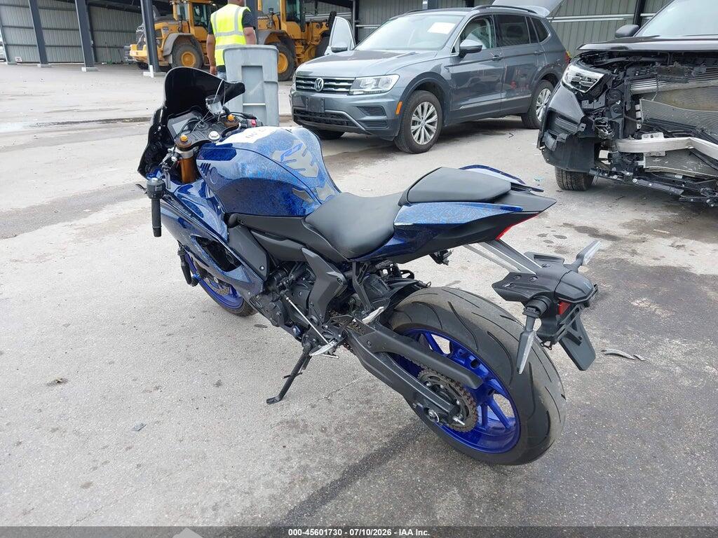 JYARM38E8SA020065 2025 YAMAHA YZFR7 photo no. 3